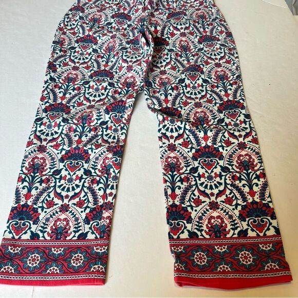 Ann Taylor Loft Marisa Women's Pants White/Blue/Red Paisley Print Cropped Size 8 - Picture 8 of 9